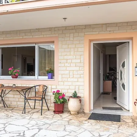 Apartament Dimitri's Mountain House